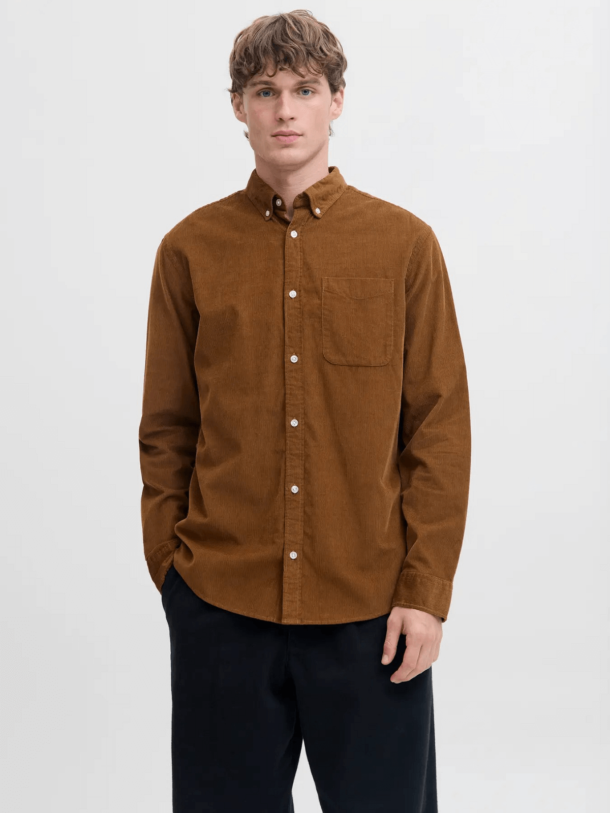 Ανδρικό κοτλέ βαμβακερό πουκάμισο Jack&Jones ταμπά χρώμα