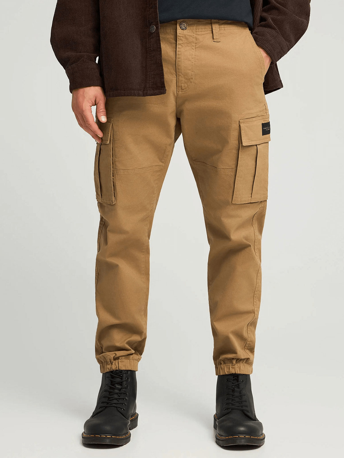 Ανδρικό regular fit cargo παντελόνι με cuffed τελείωμα Funky Buddha ταμπά χρώμα