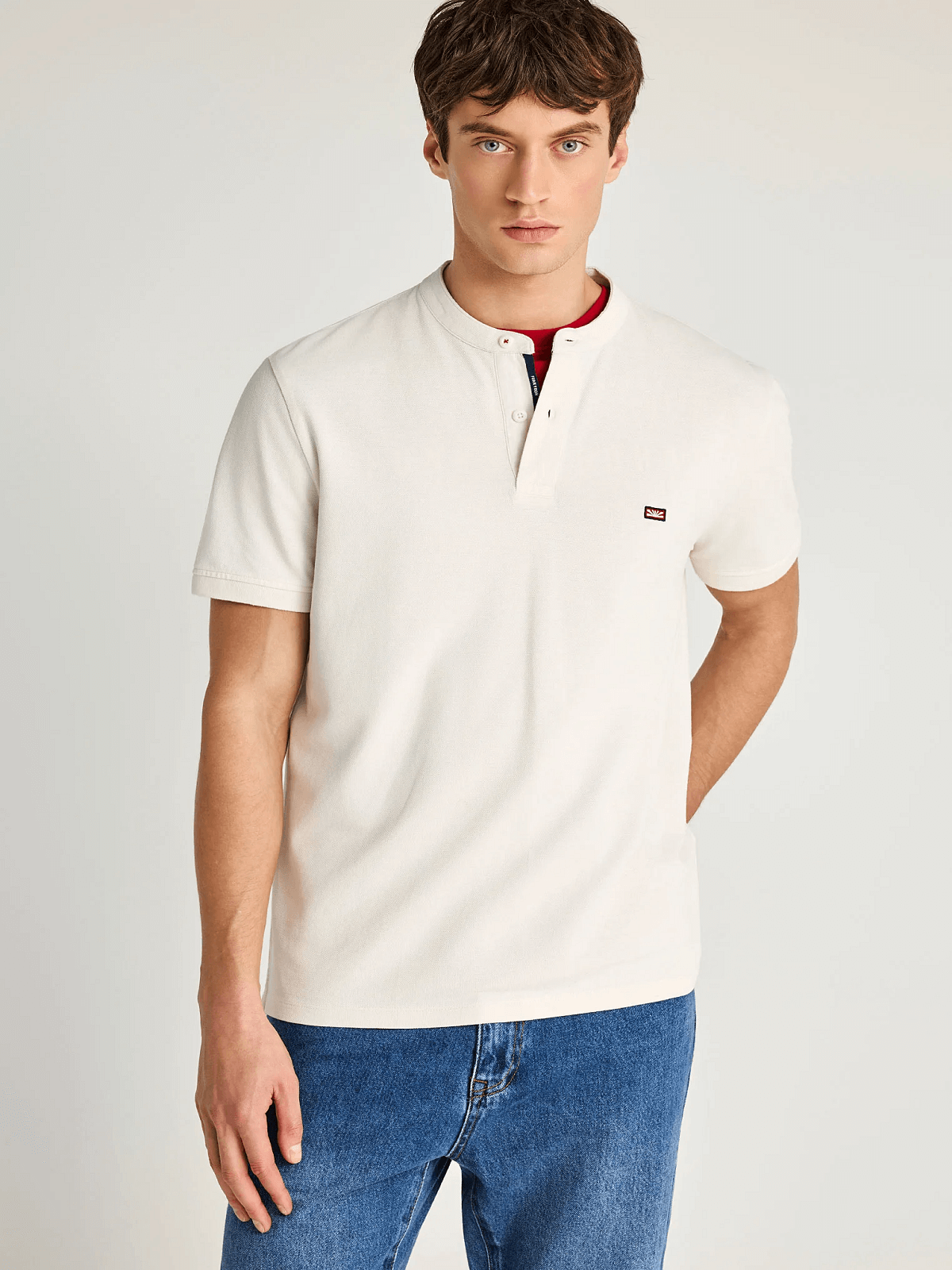 Ανδρική essential μπλούζα polo με μάο γιακά Funky Buddha άσπρο χρώμα