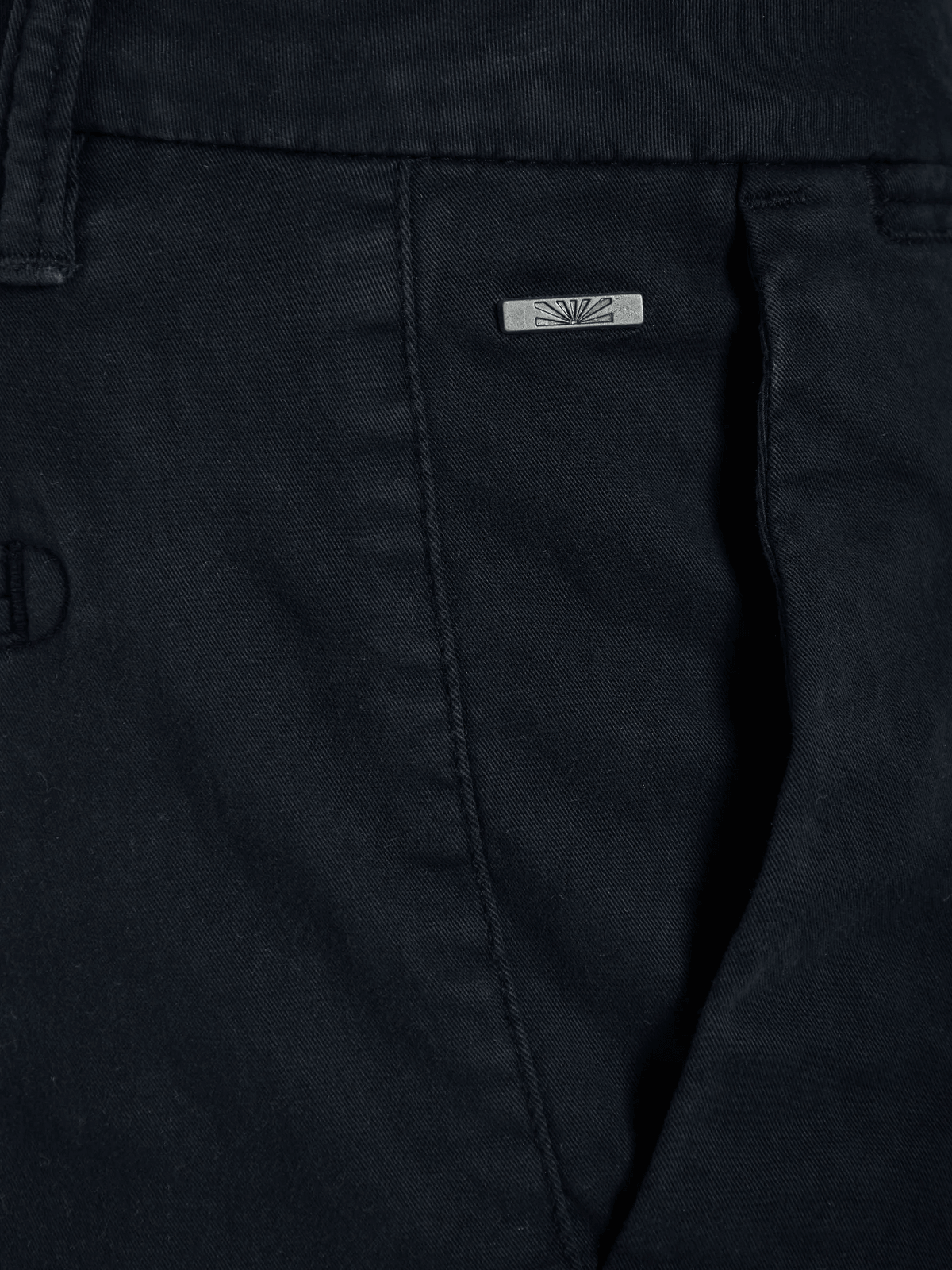 f8b4ea3f-ad57-4722-ab38-88bd2a5aa913