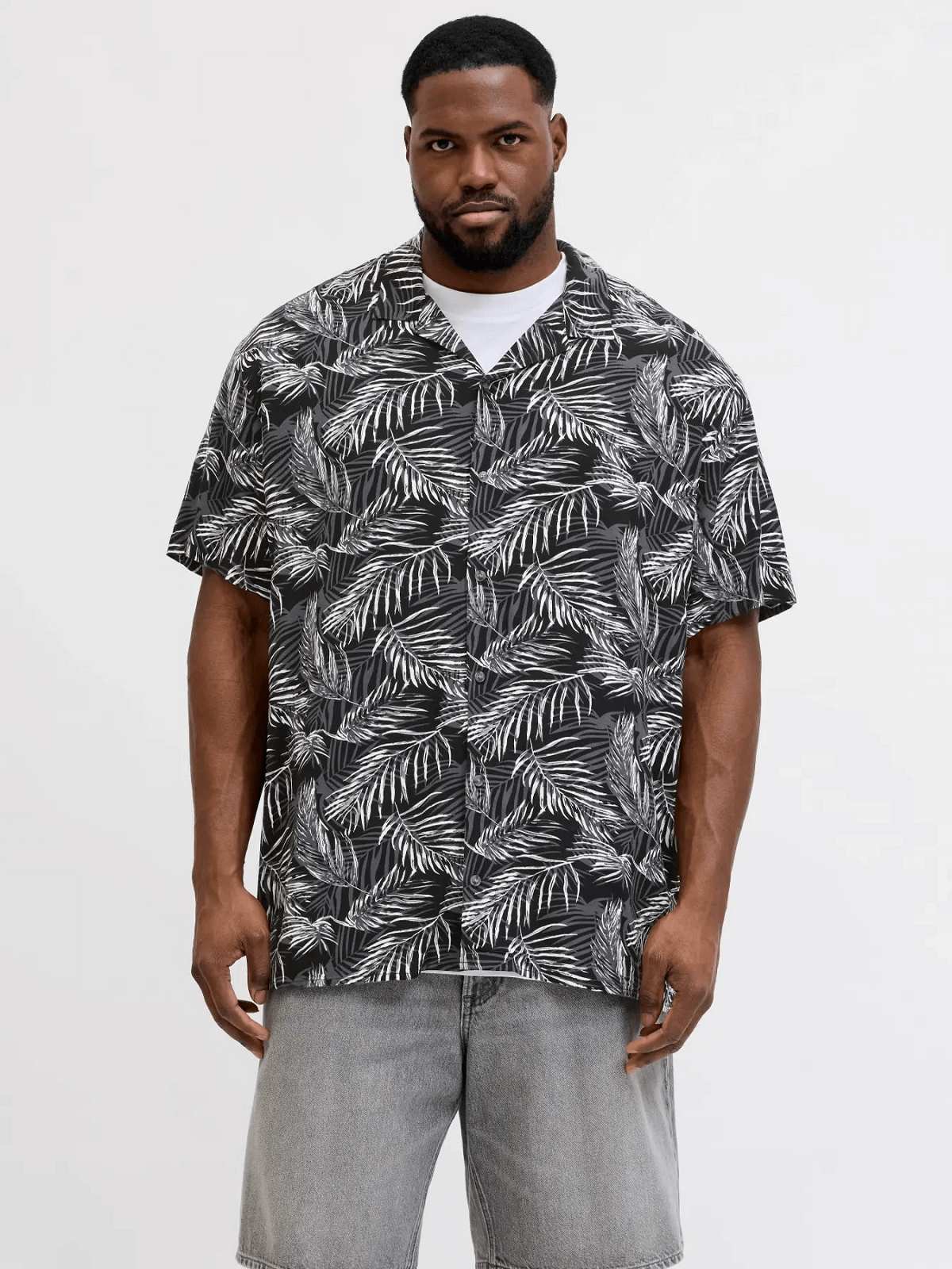 Ανδρική Plus size βισκόζ floral πουκαμίσα Jack&Jones μαύρο χρώμα