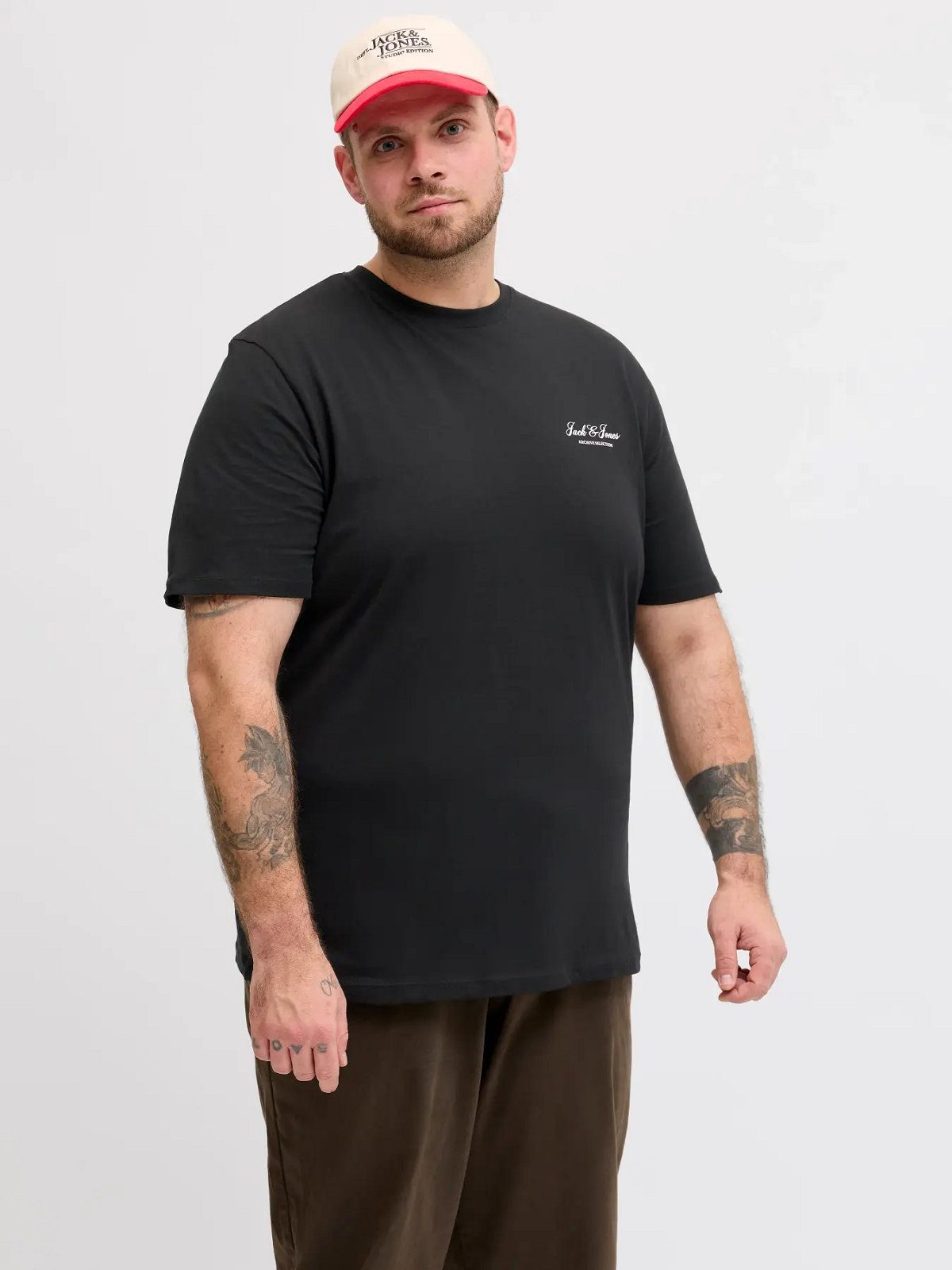 Ανδρικό μονόχρωμο βαμβακερό t-shirt plus size Jack&Jones μαύρο χρώμα