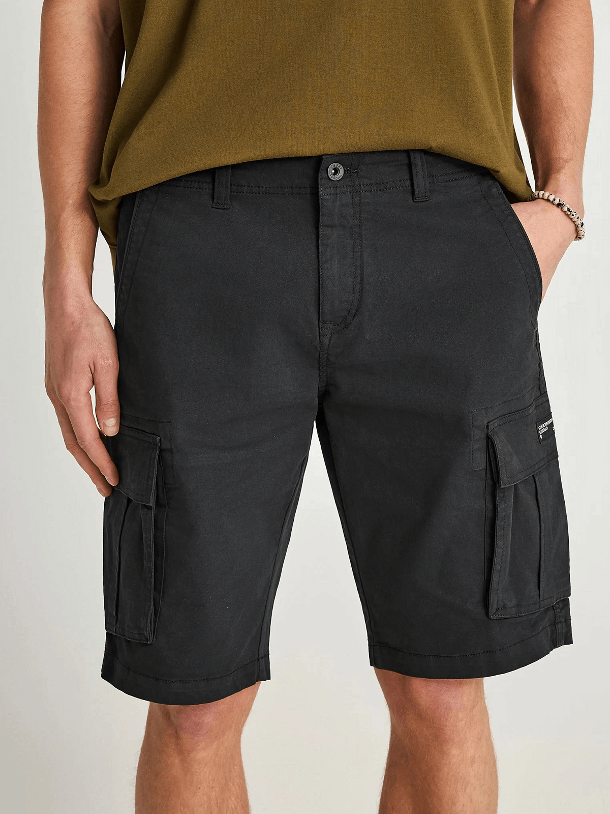 Ανδρική βερμούδα cargo Funky Buddha μαύρο χρώμα