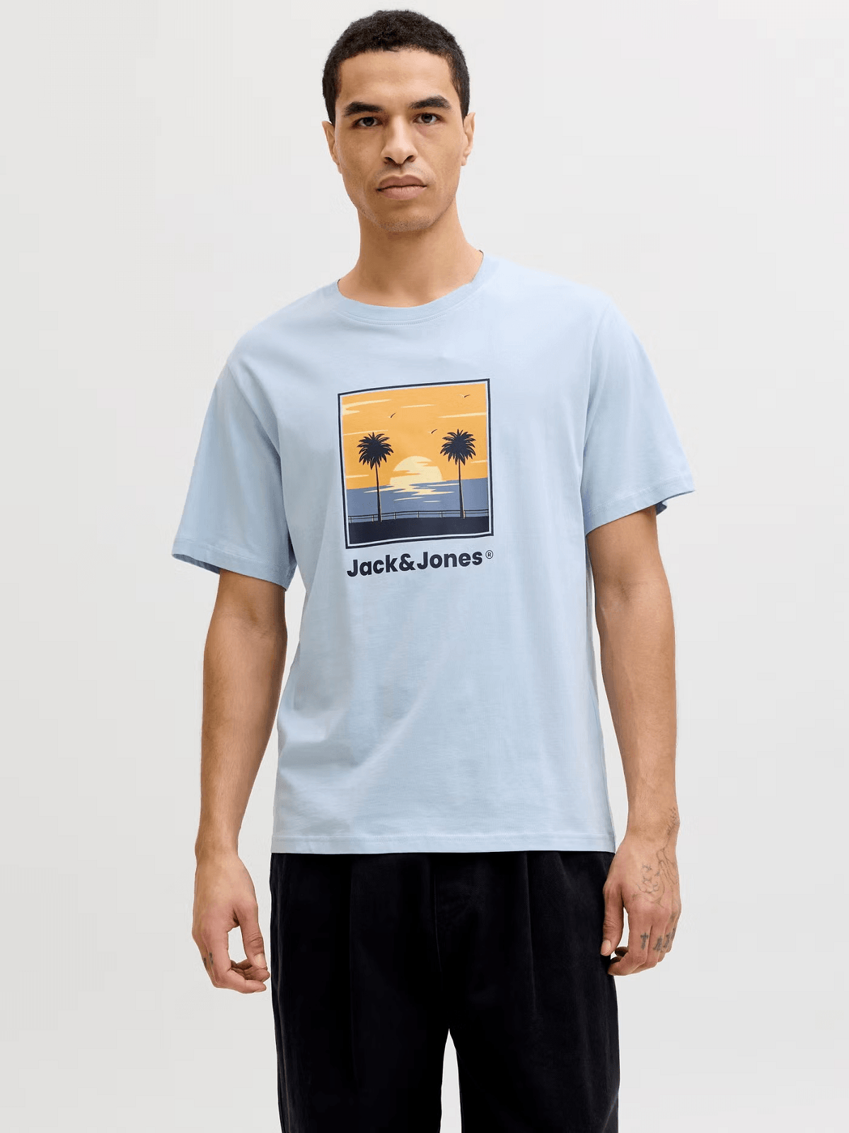 Ανδρικό relaxed t-shirt με τύπωμα  Jack&Jones σιέλ χρώμα