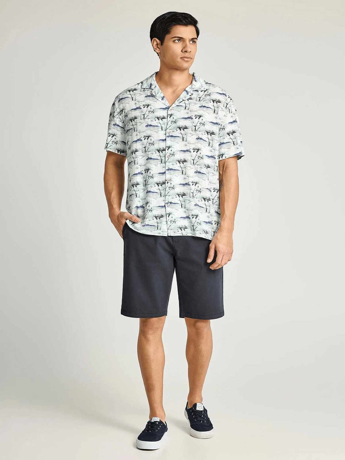 Ανδρική βερμούδα chino Funky Buddha μπλέ χρώμα