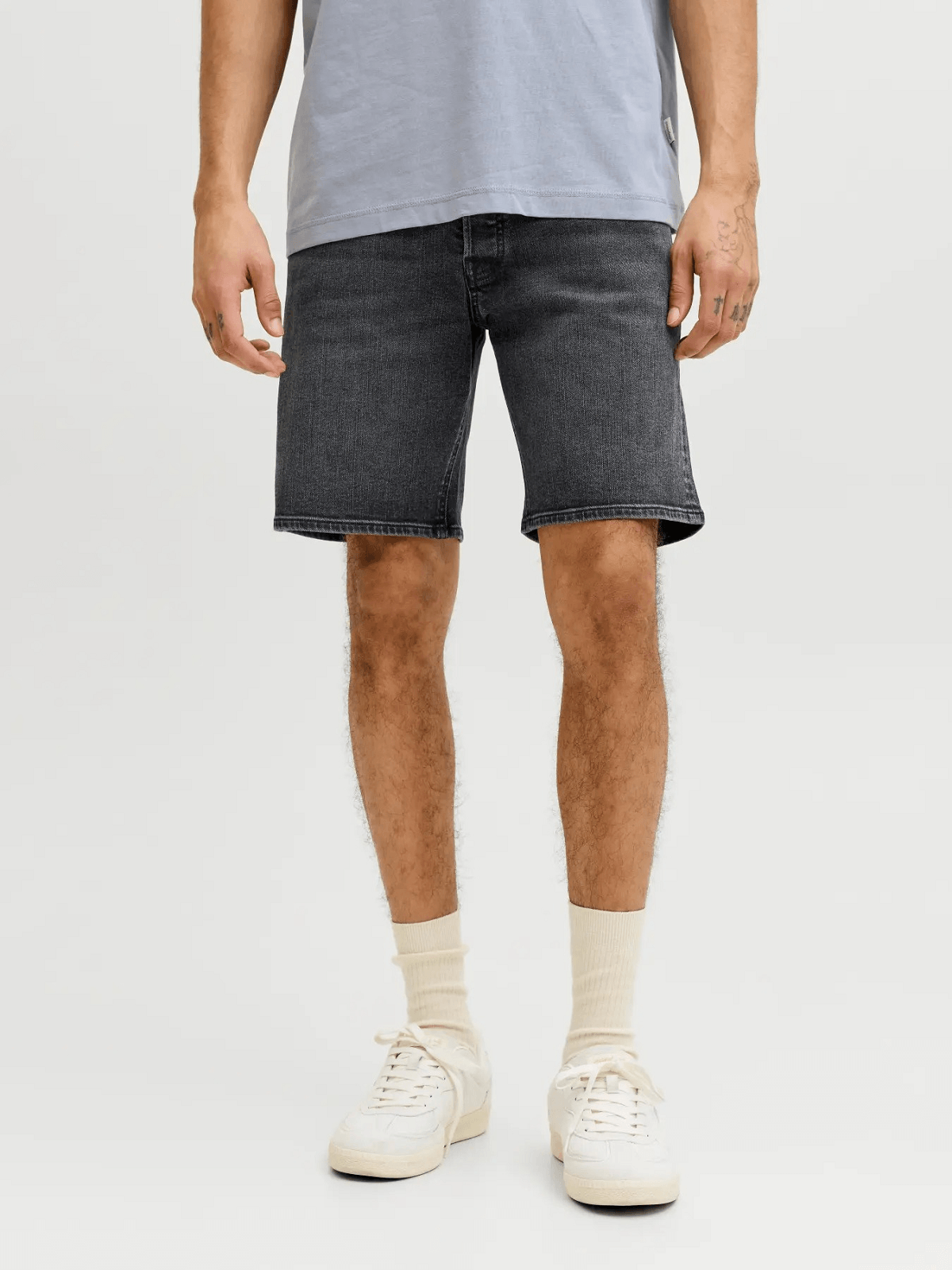 Ανδρικό τζίν σόρτς με κανονική γραμμή Jack&Jones μαύρο χρώμα