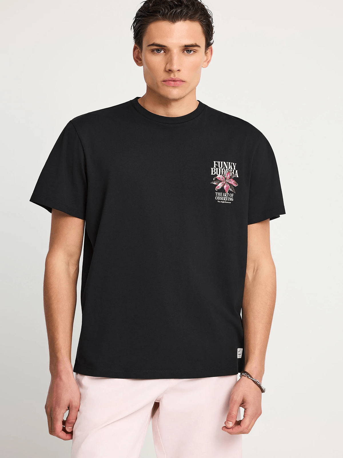 Ανδρικό βαβακερό t-shirt με τύπωμα στην πλάτη Funky Buddha μαύρο χρώμα