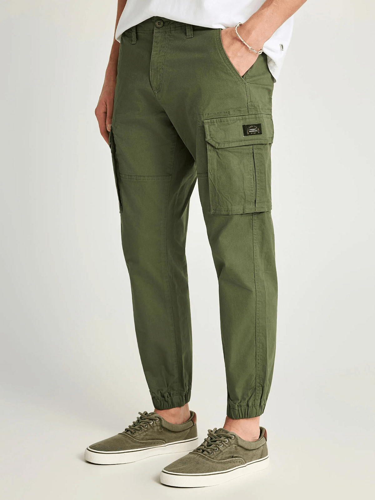 Ανδρικό cargo παντελόνι με cuffed τελείωμα Funky Buddha λαδί χρώμα