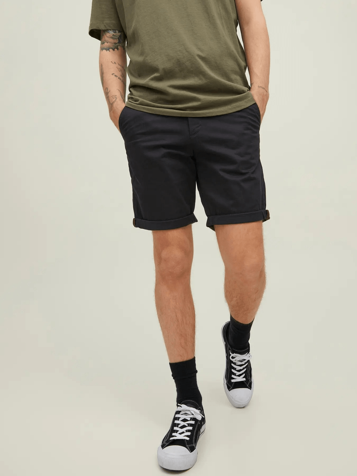 Ανδρική βερμούδα chinos Jack&Jones μαύρο χρώμα